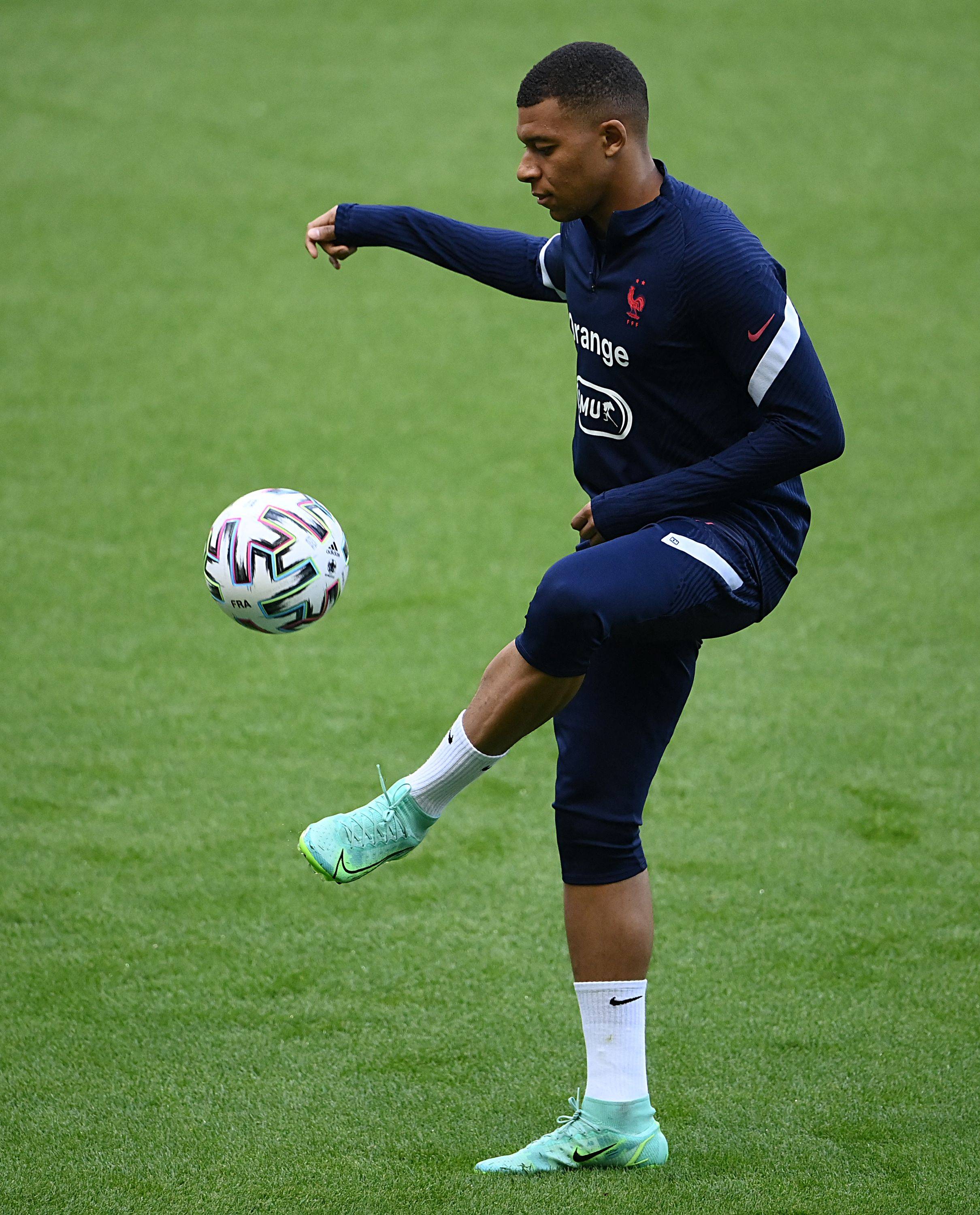 沃尔特马德：德国队展现了必胜的决心，晋级世界杯是美妙时刻（沃尔特马德：德国队展现必胜信念，挺进世界杯令人激动）