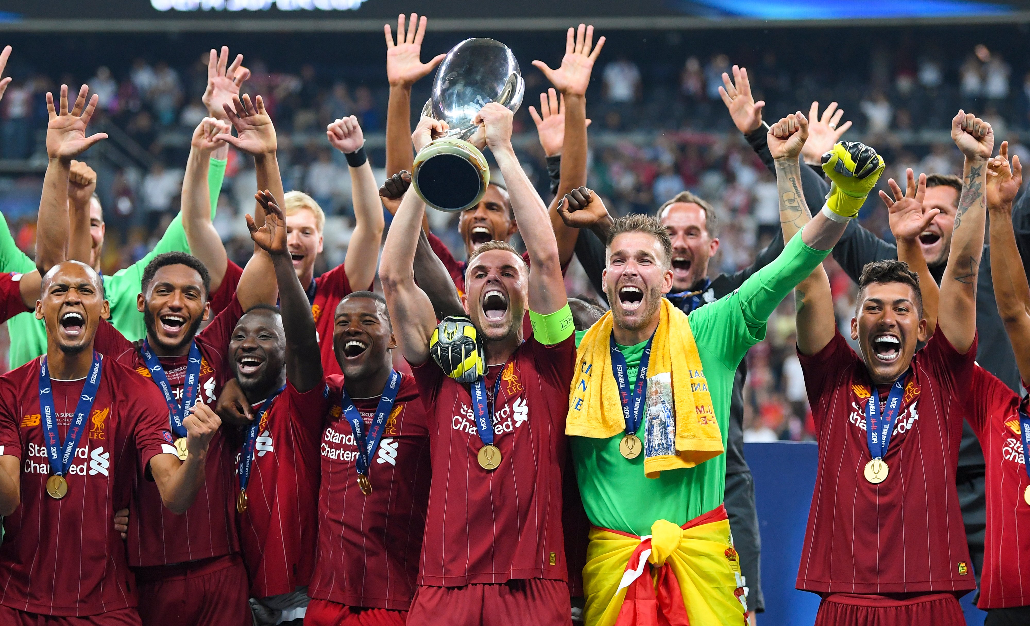 记者：下个月刘祝润就要当爸爸了，孩子会在大连出生